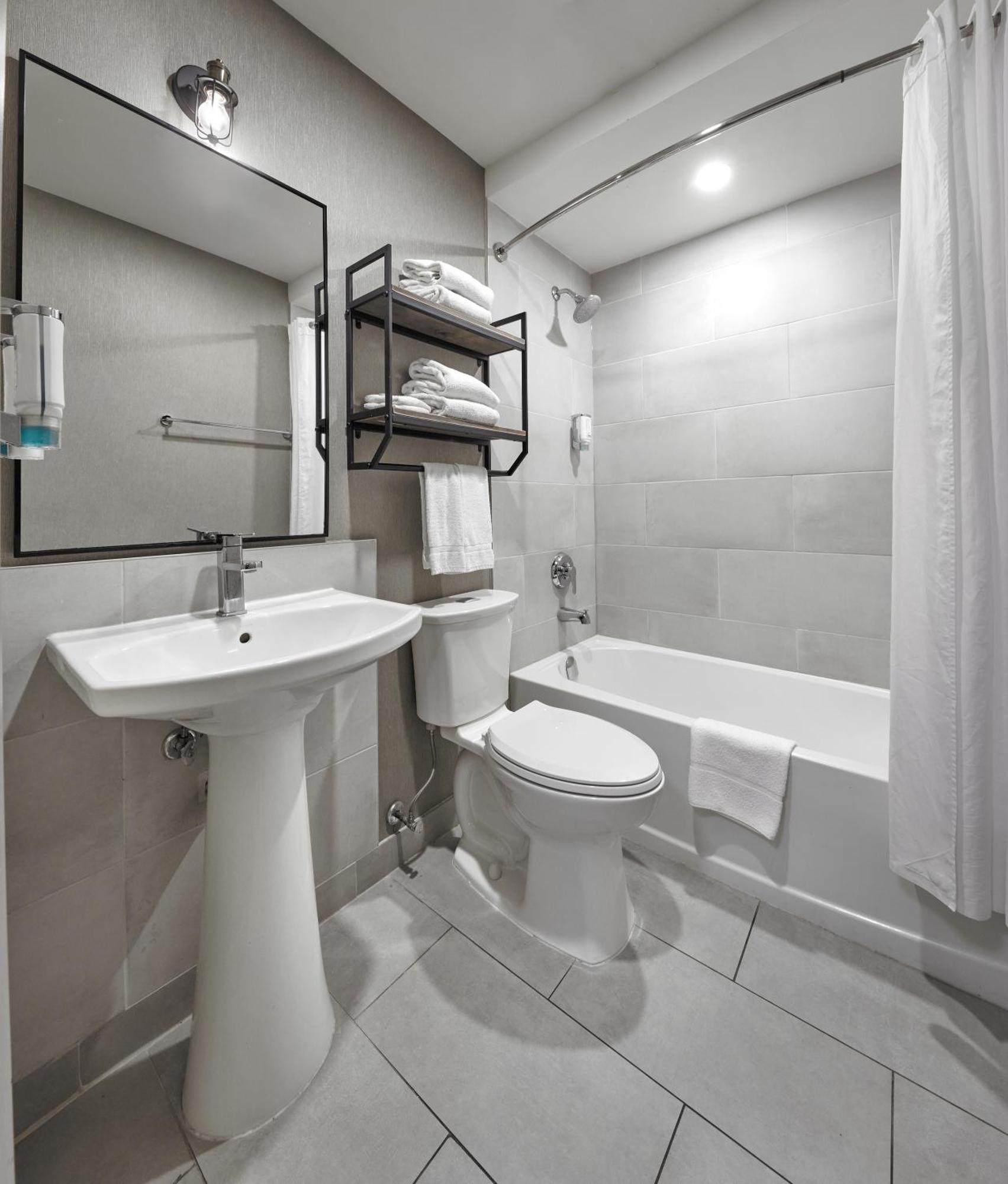 Canadas Best Value Inn טורונטו מראה חיצוני תמונה