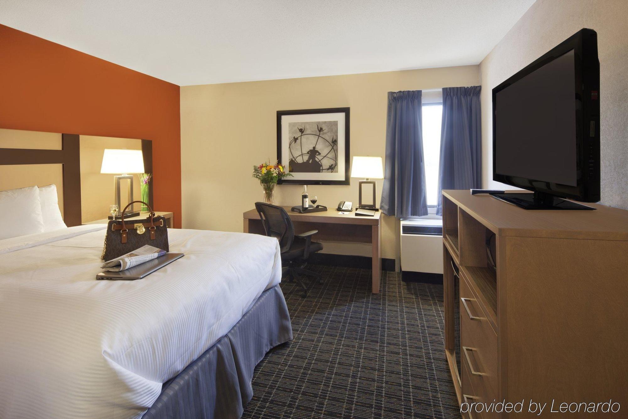 Canadas Best Value Inn טורונטו מראה חיצוני תמונה
