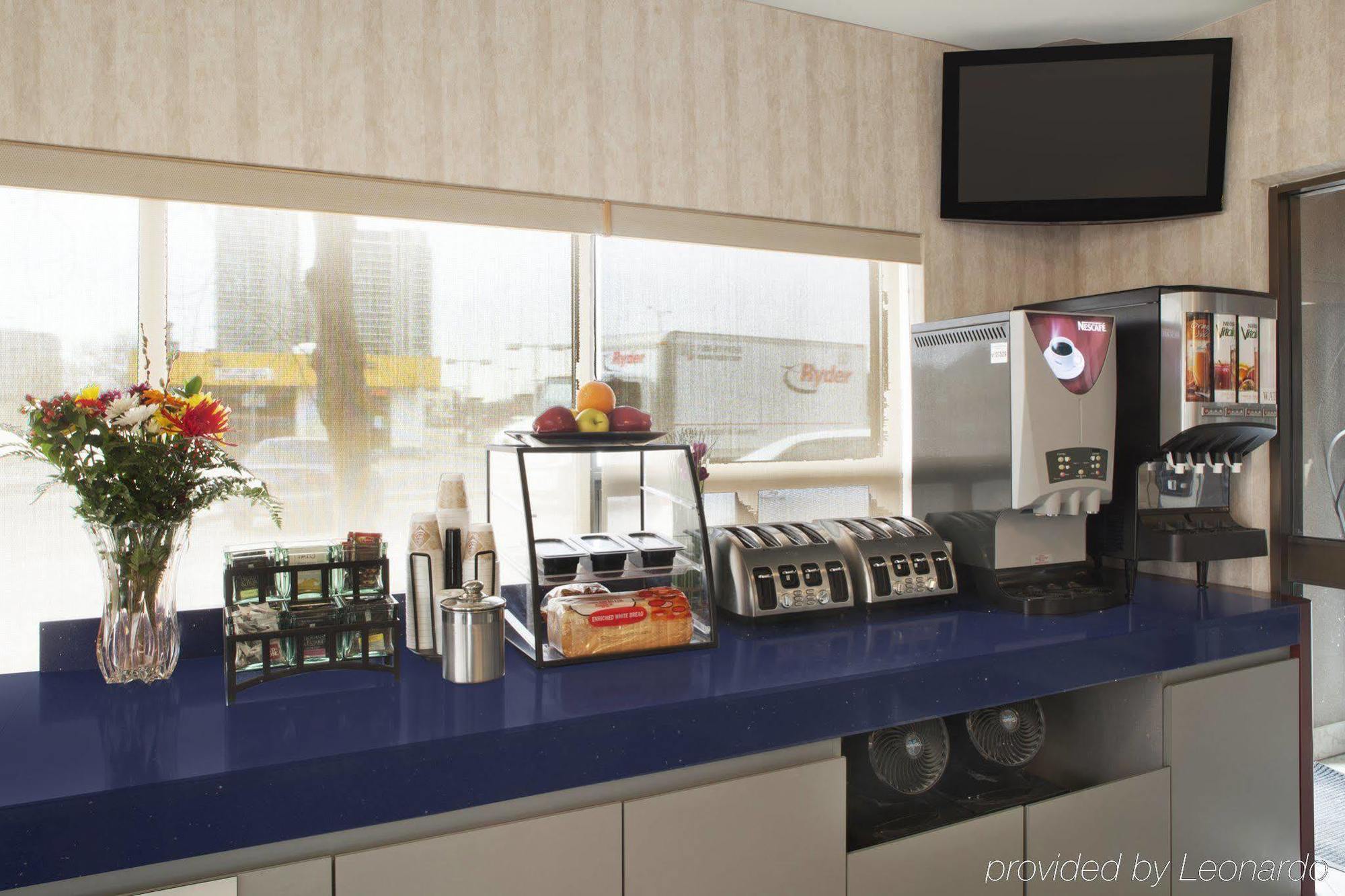 Canadas Best Value Inn טורונטו מראה חיצוני תמונה